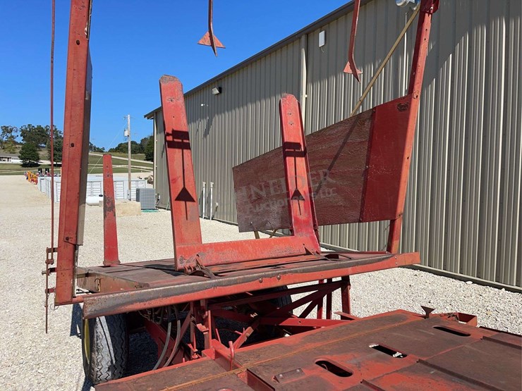 new-holland-1010-image-16