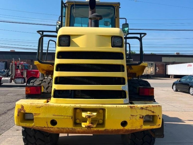 new-holland-lw170-image-8