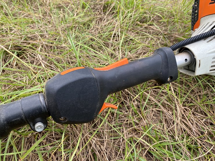 #79-•-#155-•-stihl-ht-103-pole-saw-image-4