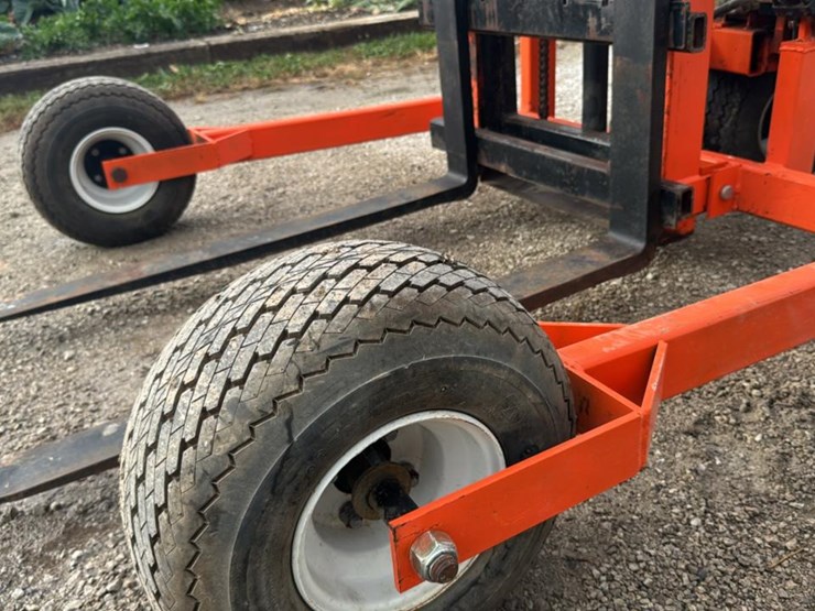 #1356-•-walk-behind-panther-forklift-image-22