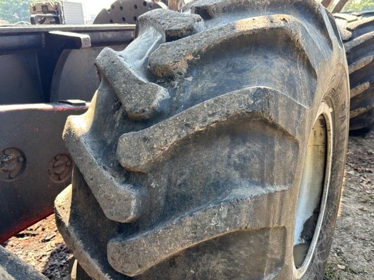 2003-timberpro-tf820e-image-43