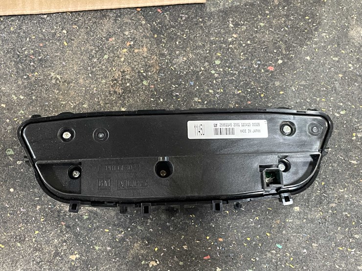 #8600-•-buick-climate-controls-(pr7)-image-5