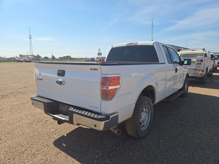 2013-ford-f150-xl-image-3