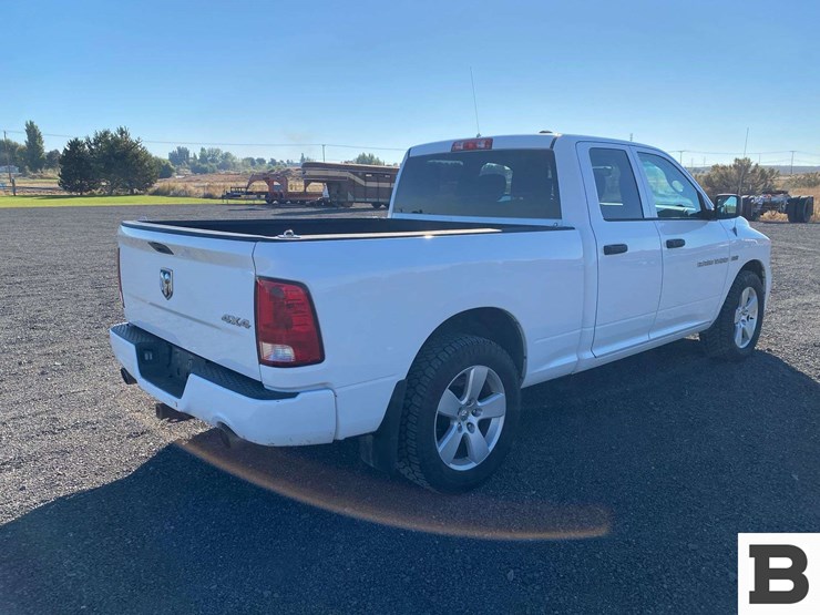 2012-ram-1500-pickup-image-5