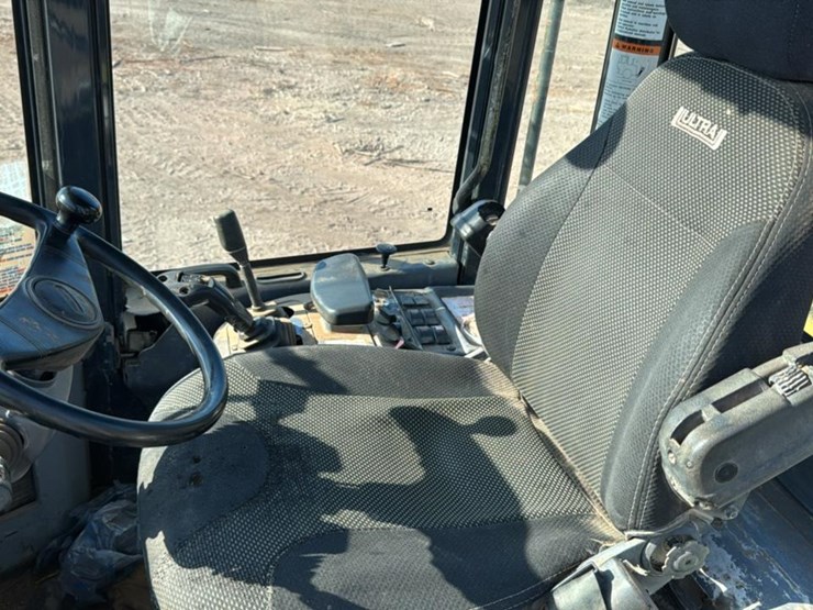 komatsu-wa250pt-5-image-6