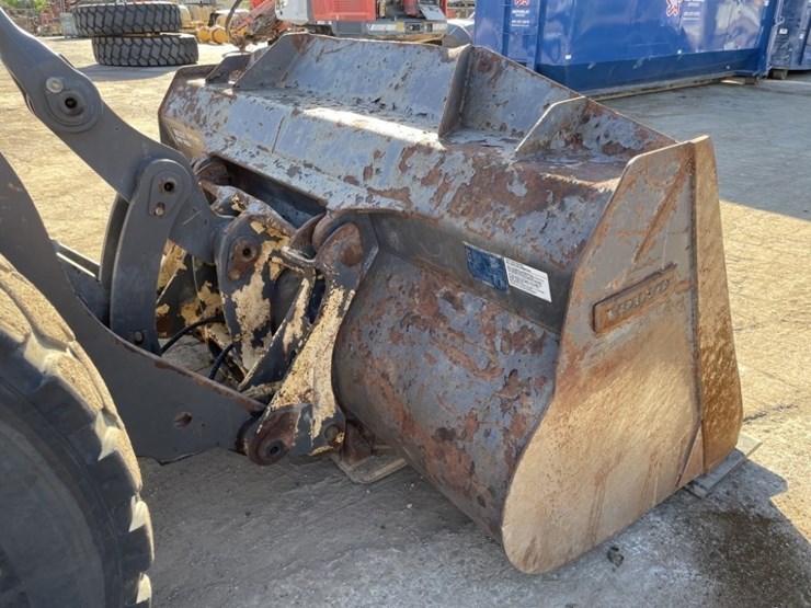 2020-volvo-l70h-image-12