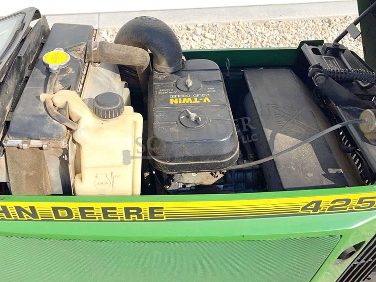 john-deere-425-image-23