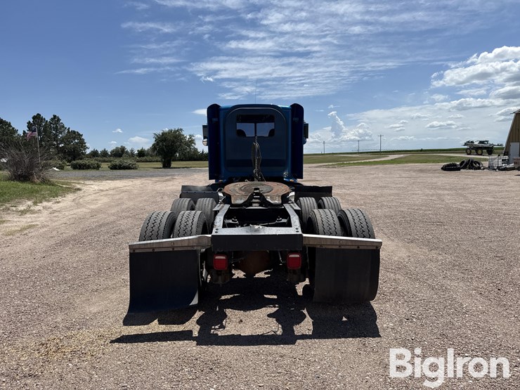 2009-peterbilt-386-image-6