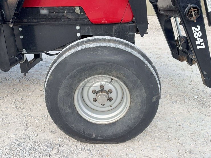 case-ih-5140-image-15
