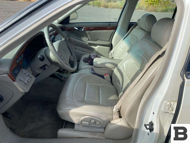 2000-cadillac-deville-sedan-image-19