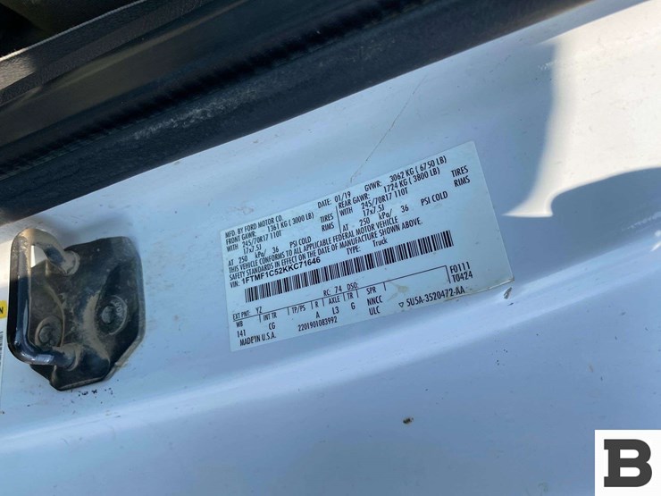 2019-ford-f150-image-37