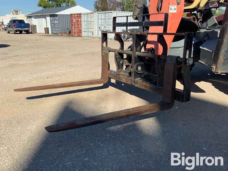 2009-jlg-g10-55a-image-10