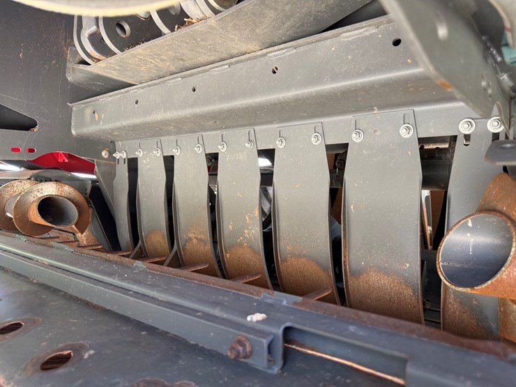 2022-massey-ferguson-2270xd-image-28