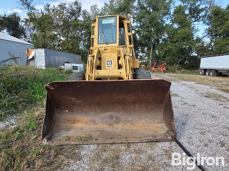 1975-caterpillar-920-image-2