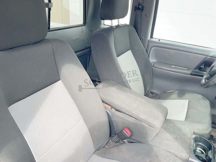 2011-ford-ranger-image-27