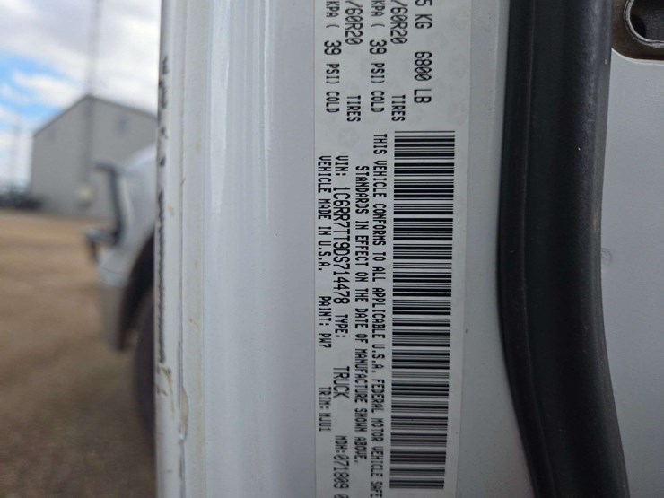 2013-ram-1500-slt-image-20