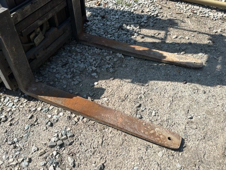 #1355-•-linde-h35-forklift-image-12