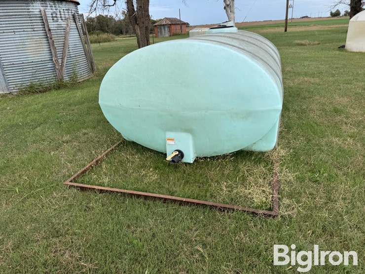 poly-fertilizer/water-tank-image-2