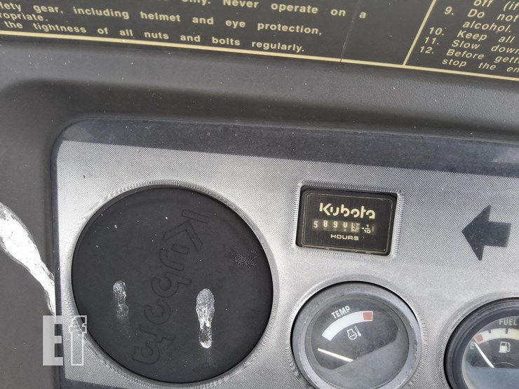 kubota-rtv900-image-8