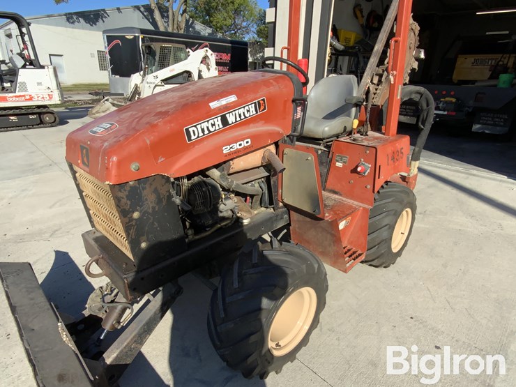 2004-ditch-witch-rt40-image-9