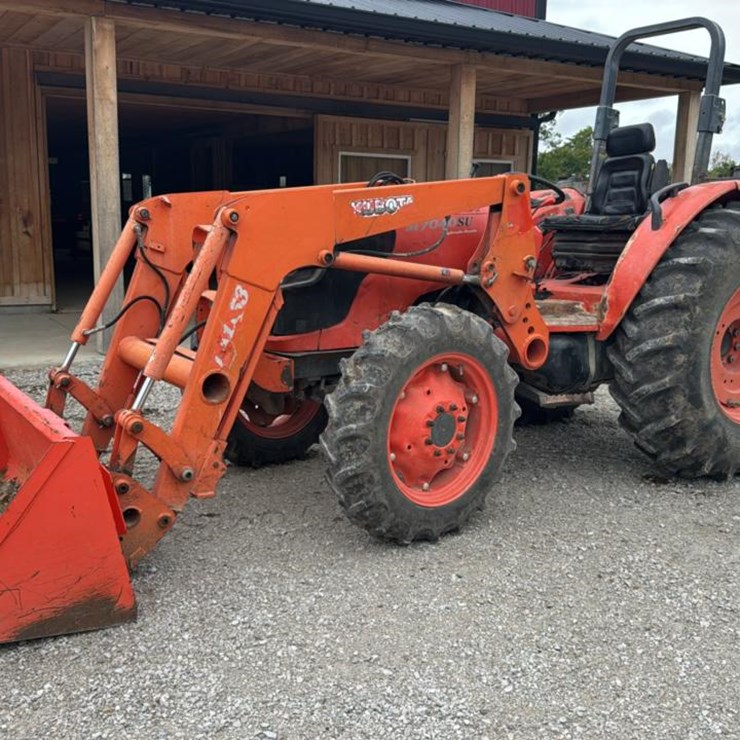 #2402 • 2012 Kubota Tractor