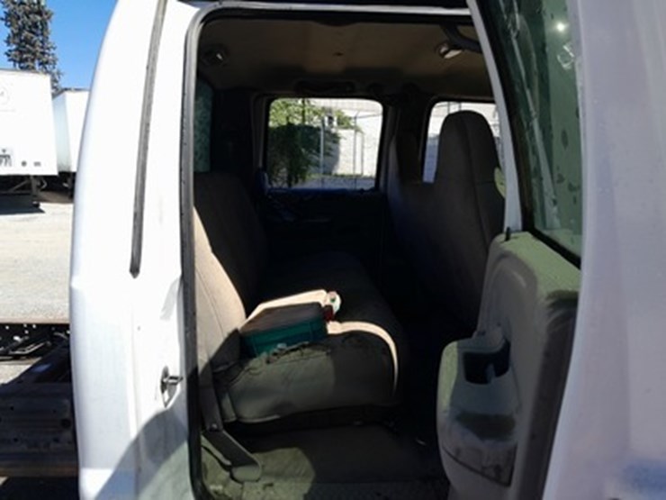 2004-ford-f450-image-6