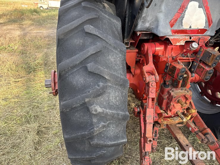 1976-international-1086-image-18