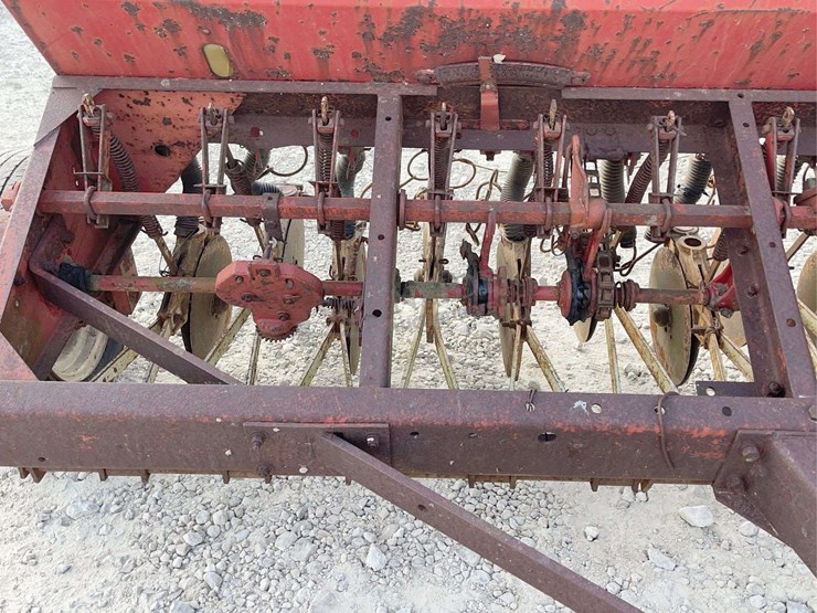 international-10-image-13