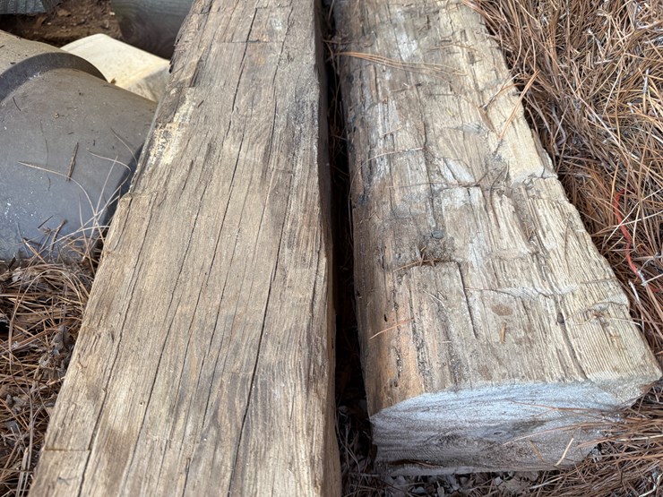 #55-•-#1010-•-(2)-32+-foot-hand-cut-heartpine-beams-image-11