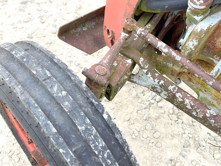 ferguson-to35-image-23