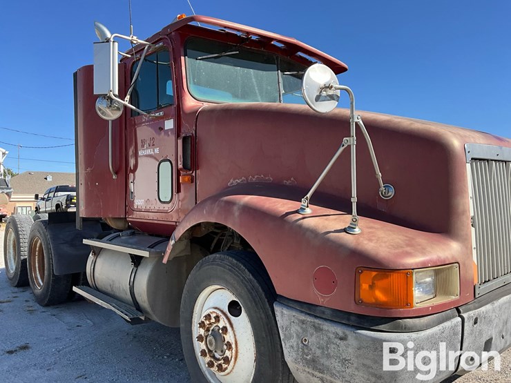 1990-international-9400-image-10