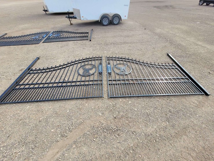 deer-head-design-entrance-gate-image-1