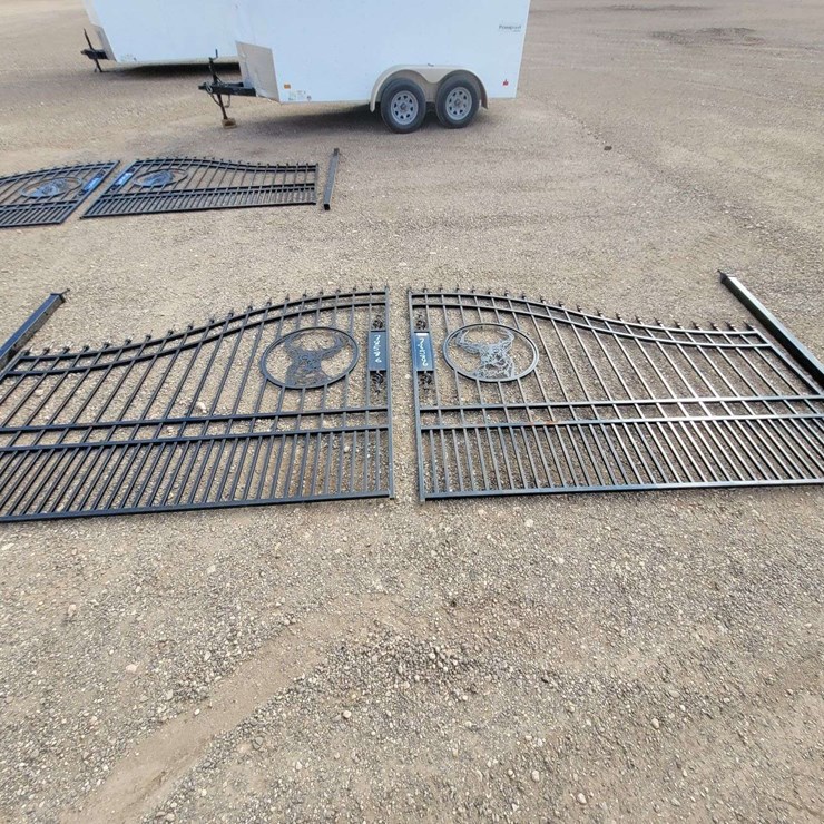 Deer Head Design Entrance Gate