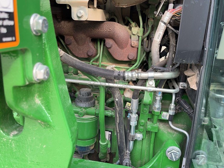 2022-john-deere-5065e-image-58