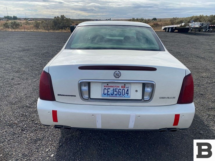 2000-cadillac-deville-sedan-image-5