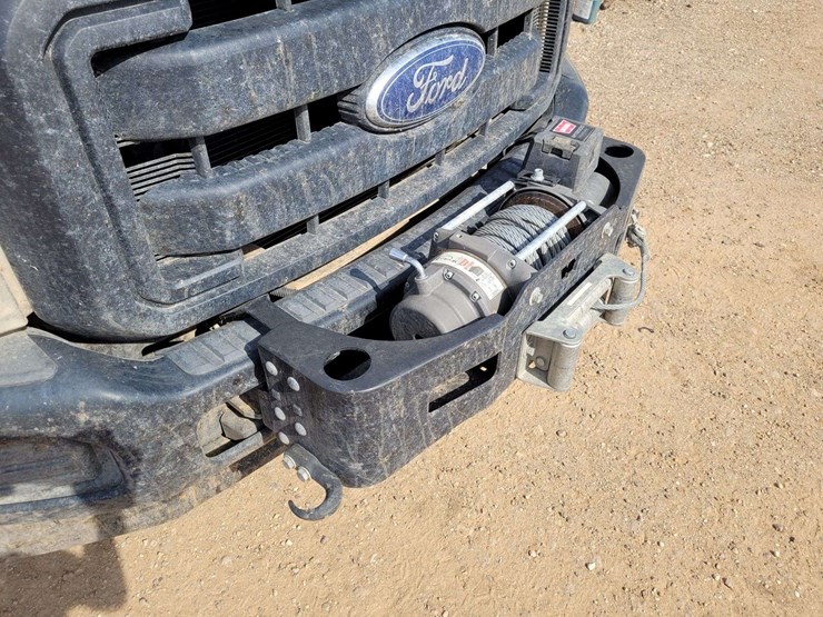 2016-ford-f350-sd-image-3