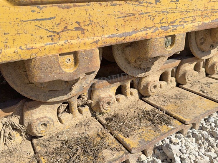 caterpillar-953b-image-26