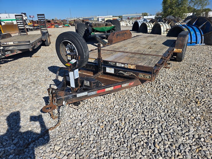 #22364-•-2016-tilt-deck-trailerman-equipment-trailer-image-1