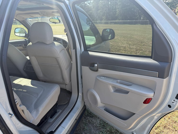 2005-buick-rendezvous-image-16