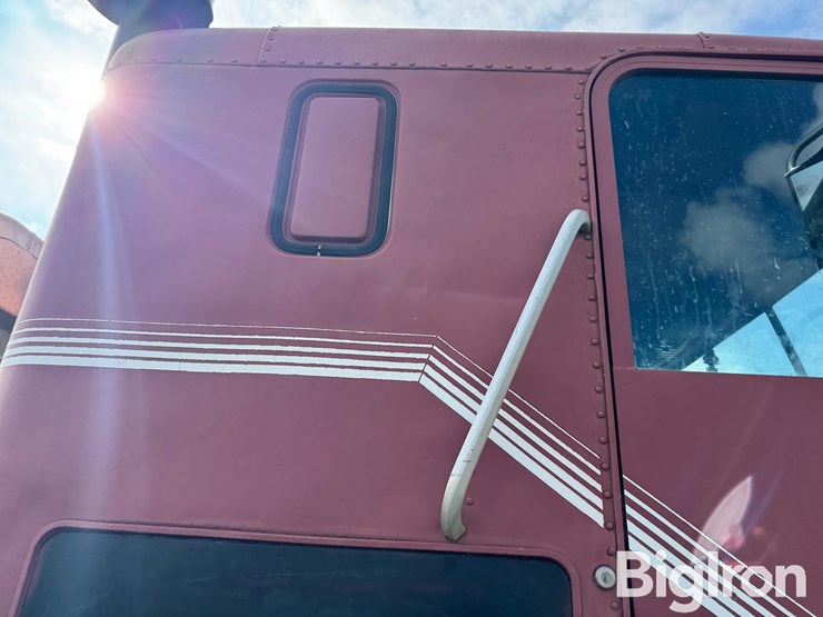 1975-gmc-astro-image-14