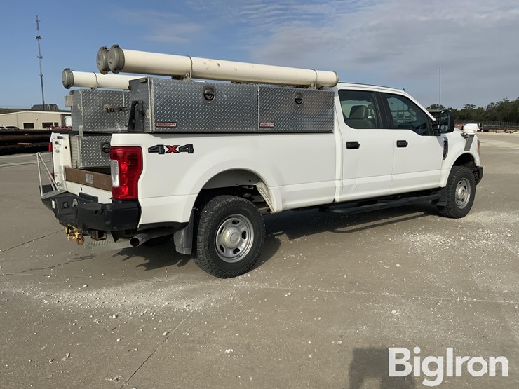 2017-ford-f350-xl-image-5