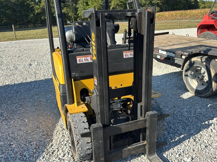#1354-•-yale-forklift-image-13