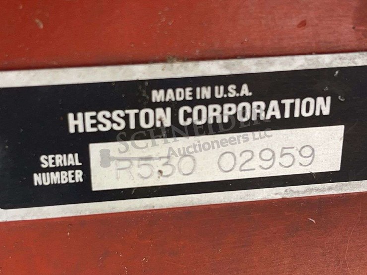 hesston-530-image-23