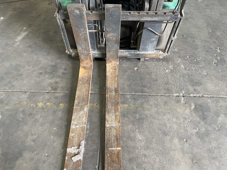 mitsubishi-fgc30k-image-27