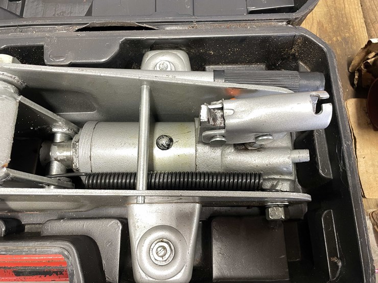 #8512-•-sears-2-1/4-ton-floor-jack-(cw)-image-5
