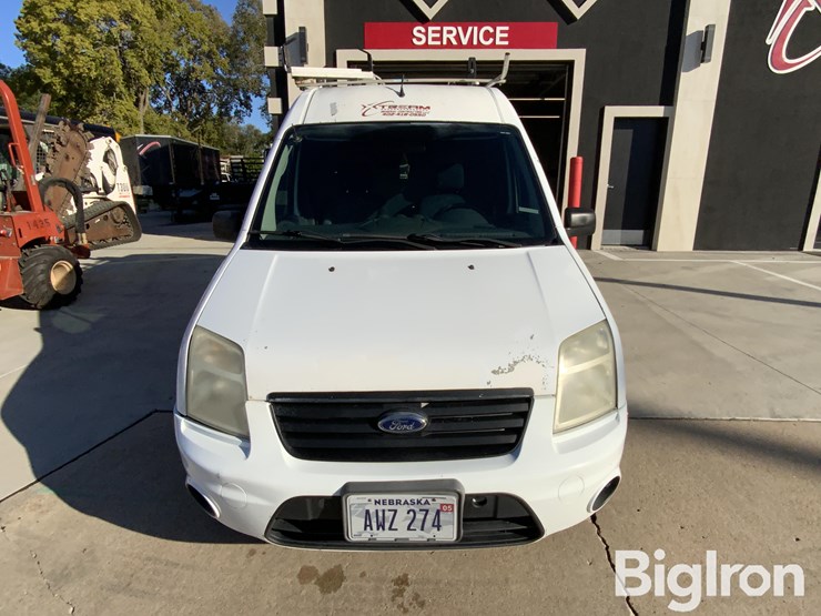 2010-ford-transit-connect-image-2