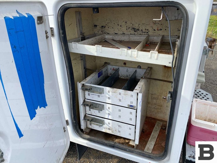 2009-chevrolet-silverado-3500-image-23