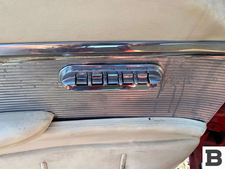 1962-ford-thunderbird-coupe-image-25