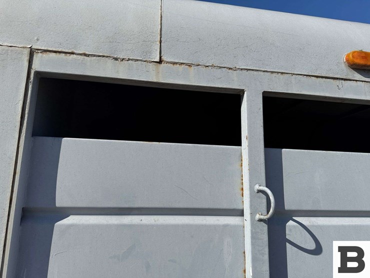 1991-american-trailers-&-saddle-gooseneck-horse-trailer-image-21