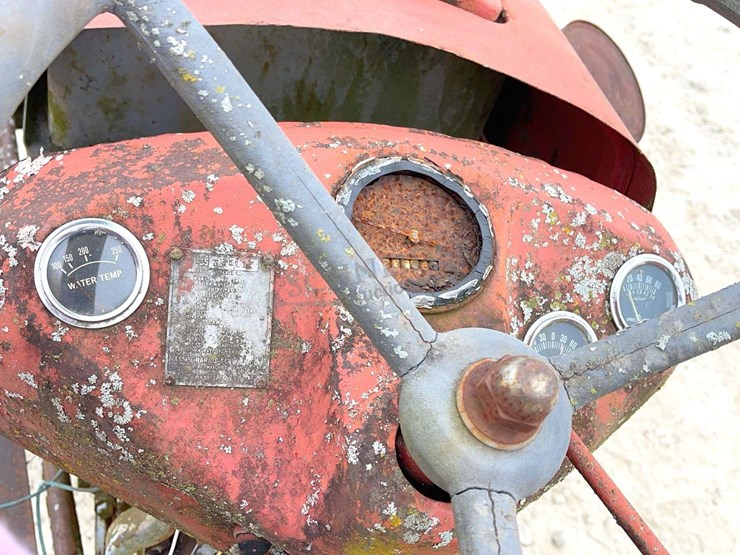 ferguson-to35-image-27